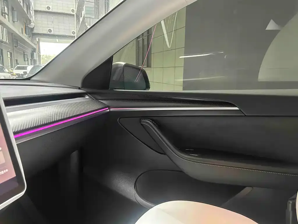 Tesla Model Y 2024 из CN, фото 8