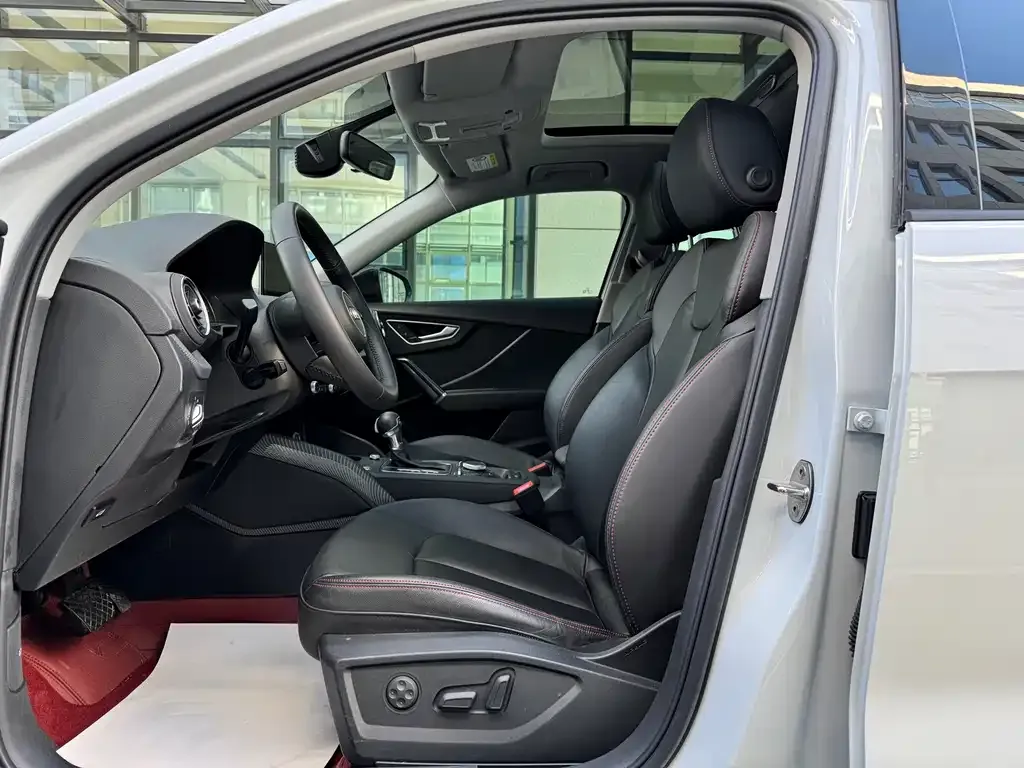 Audi Q2L 2021 из CN, фото 9