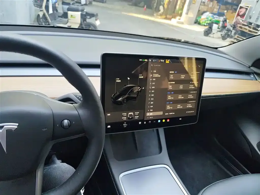 Tesla Model 3 2023 из CN, фото 7