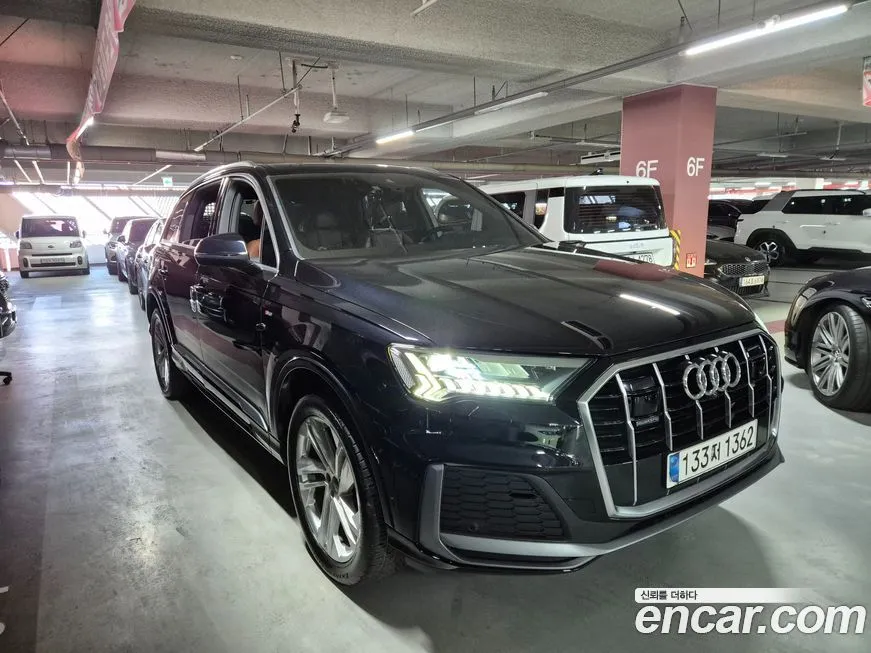Audi Q7 2021 из KR, фото 1