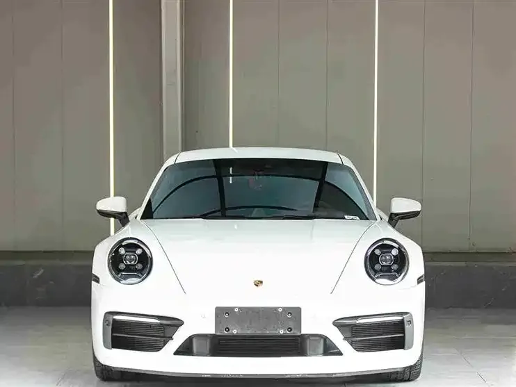 Porsche 911 2025 из CN, фото 4