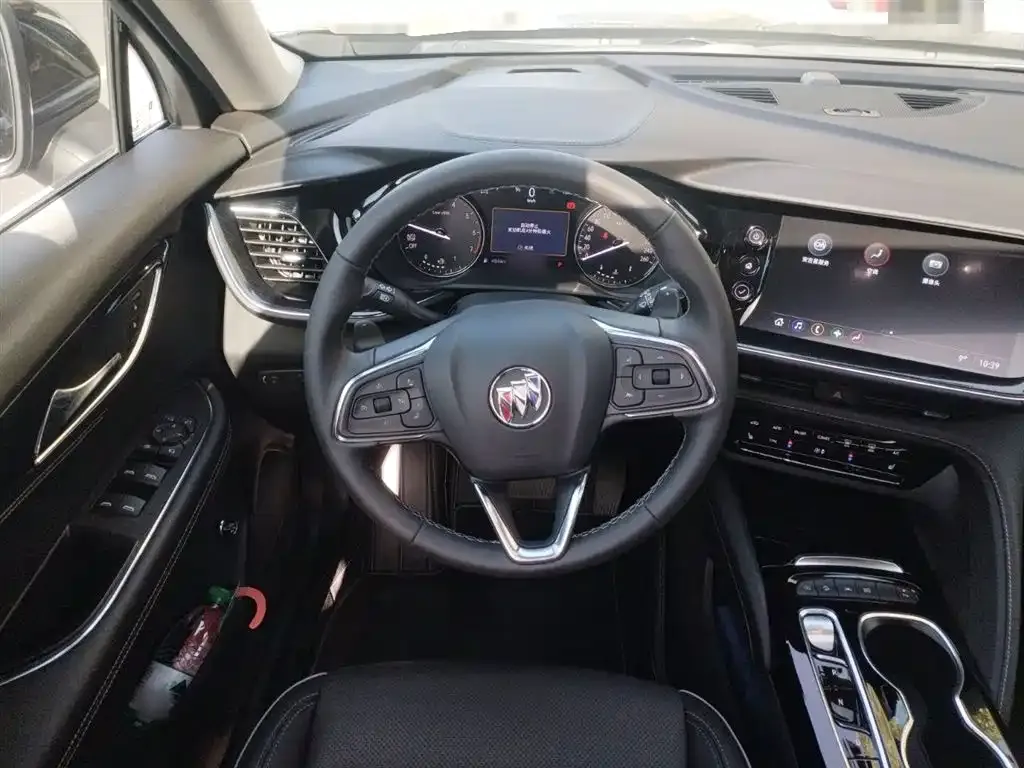 Buick Envision Plus — фото 2