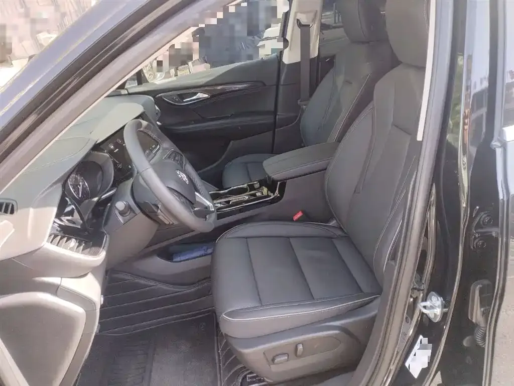 Buick Envision Plus — фото 7