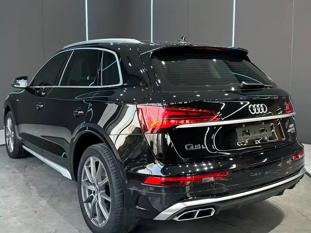 Audi Q5L 2022 из CN, фото 3
