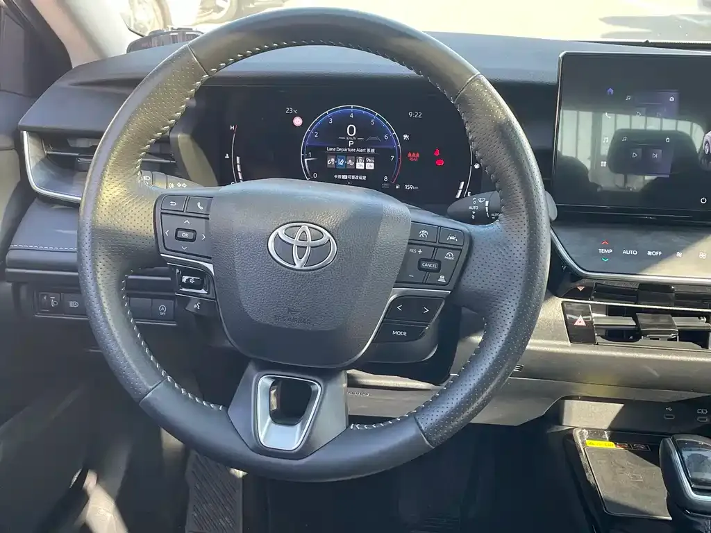 Toyota Camry 2024 из CN, фото 9