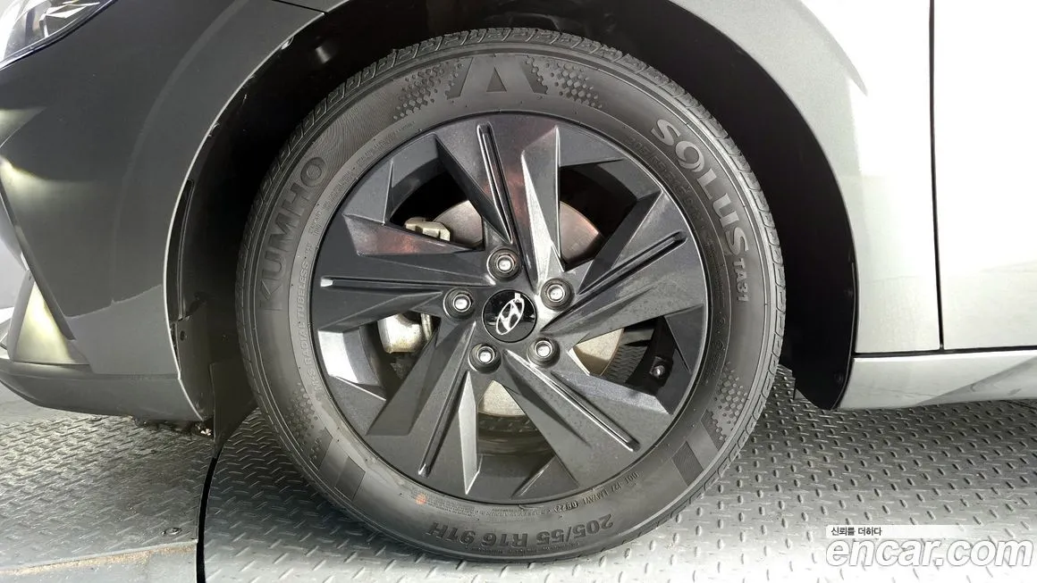 Hyundai AVANTE — фото 6
