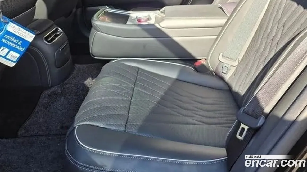 Genesis G90 2023 из KR, фото 2