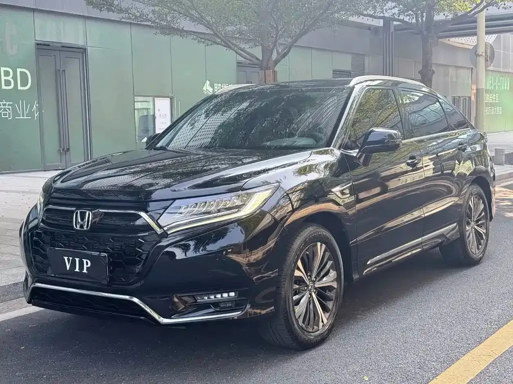 Honda UR-V — фото 1
