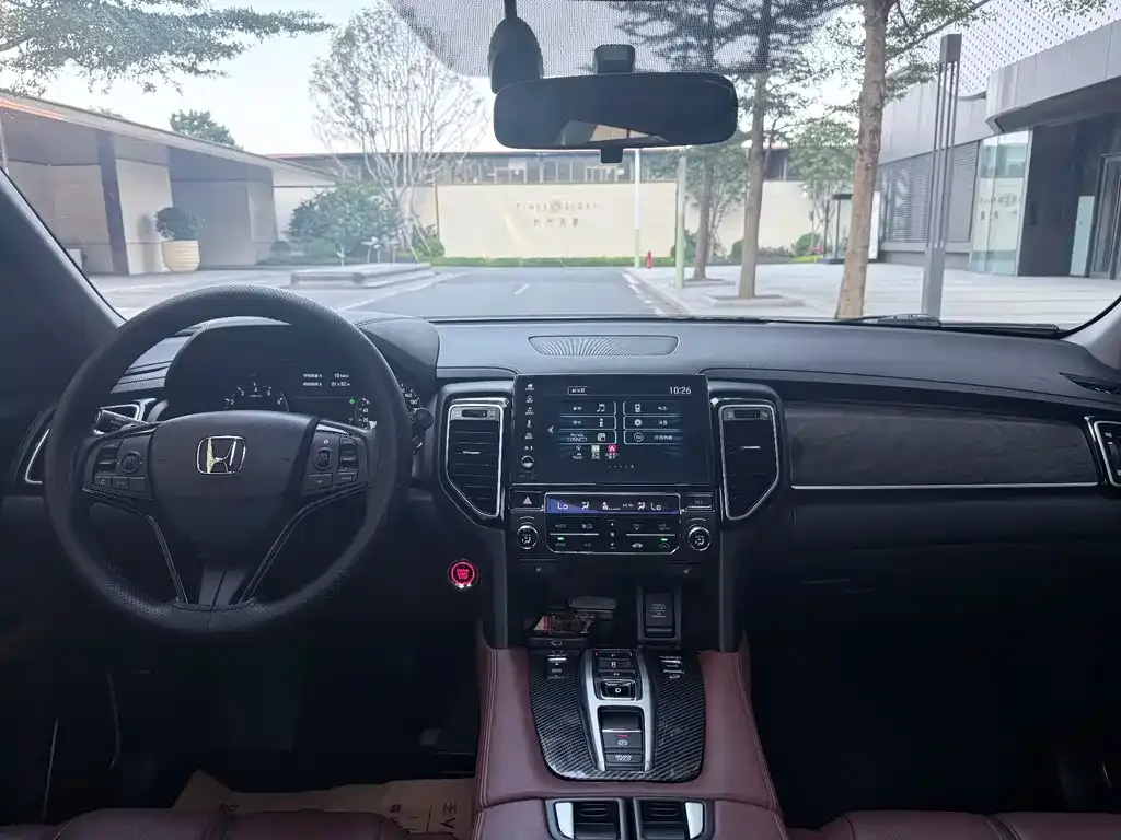 Honda UR-V — фото 6