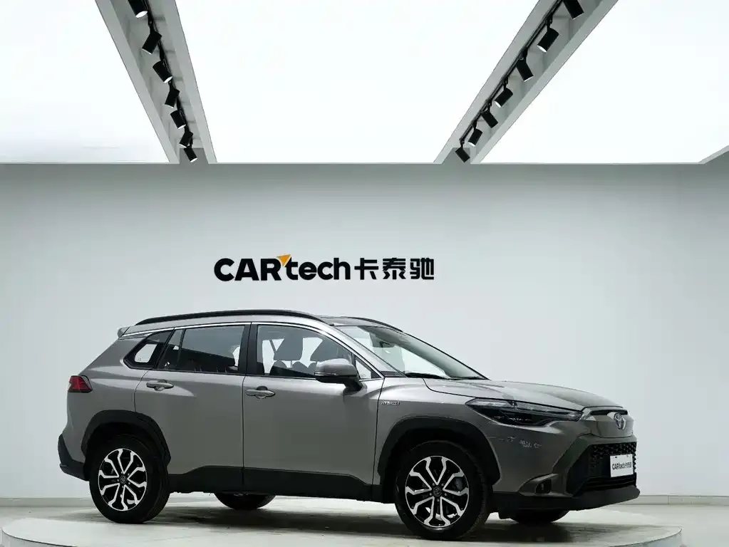 Toyota Frontlander 2023 из CN, фото 2