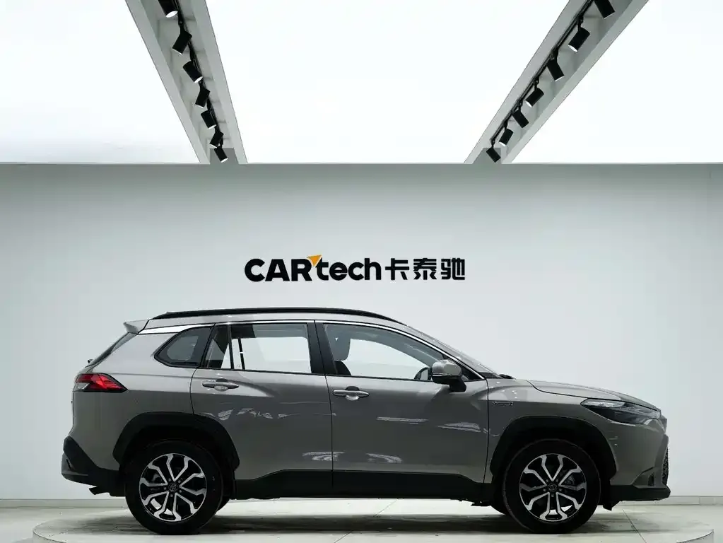 Toyota Frontlander 2023 из CN, фото 7