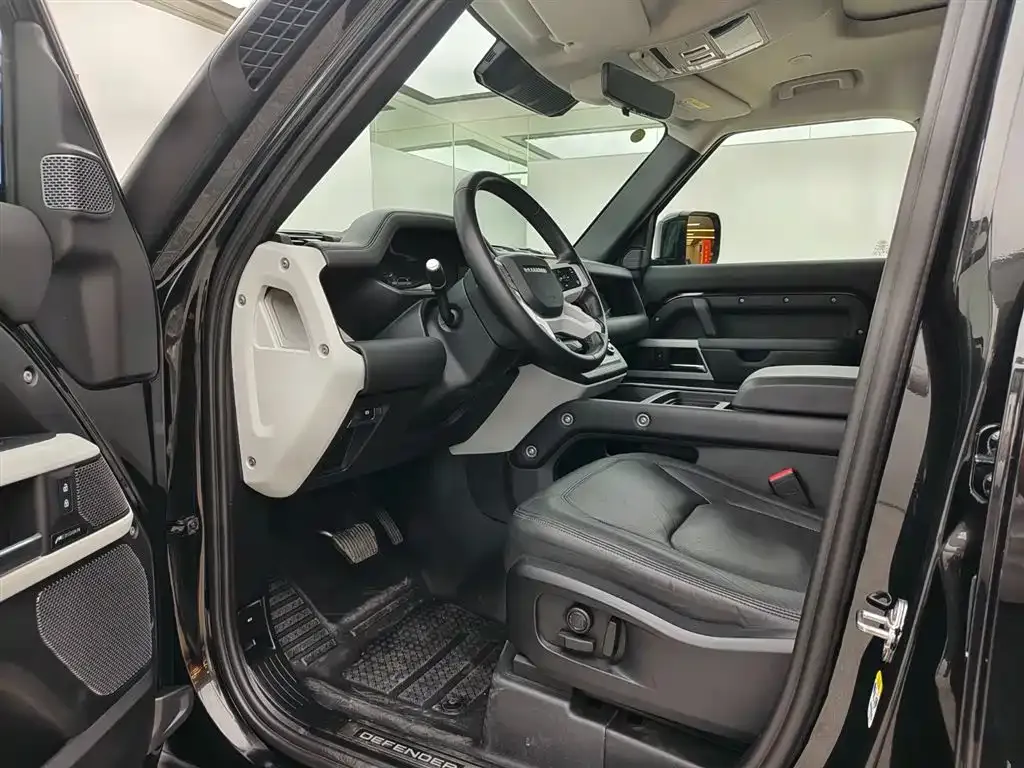 Land Rover Defender 2024 из CN, фото 5