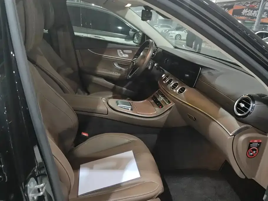 Mercedes-Benz E-Class 2023 из CN, фото 9