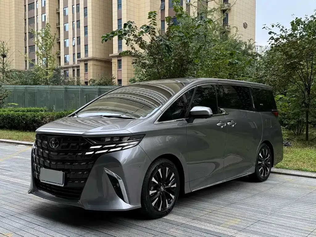 Toyota Alphard 2024 из CN, фото 10