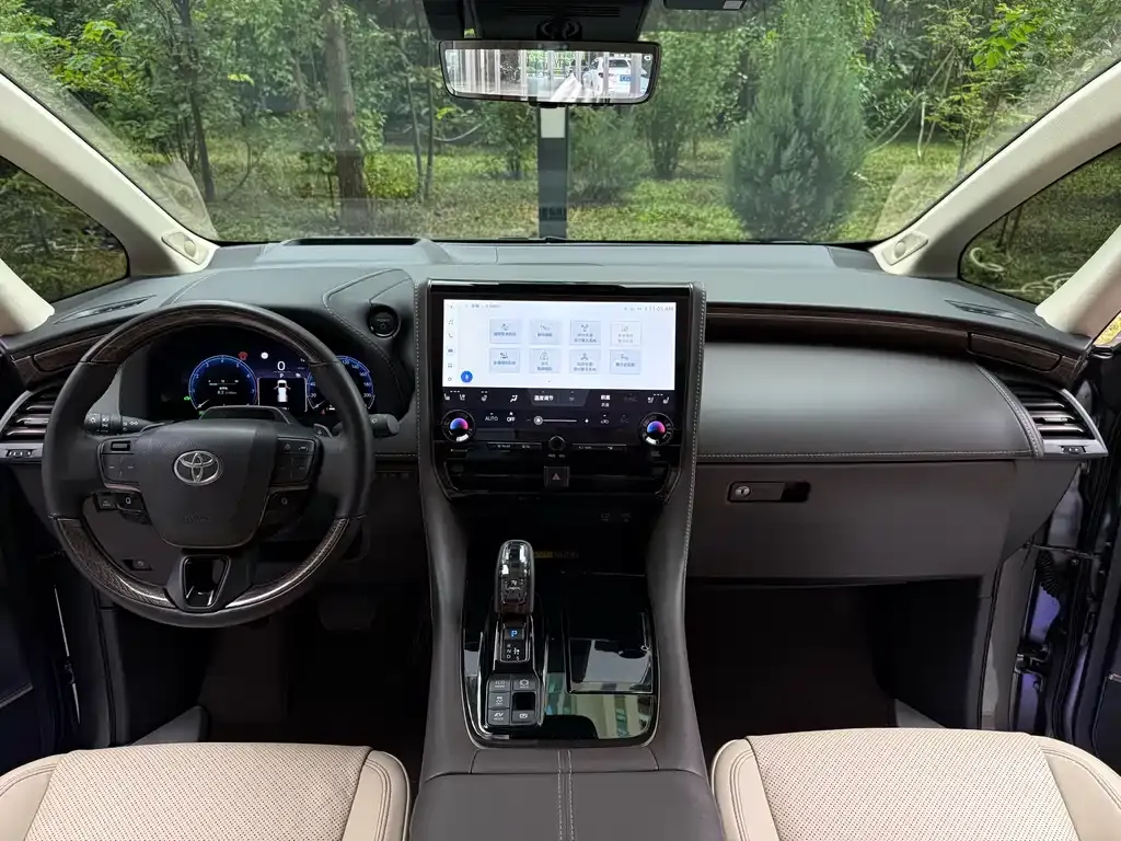 Toyota Alphard 2024 из CN, фото 4