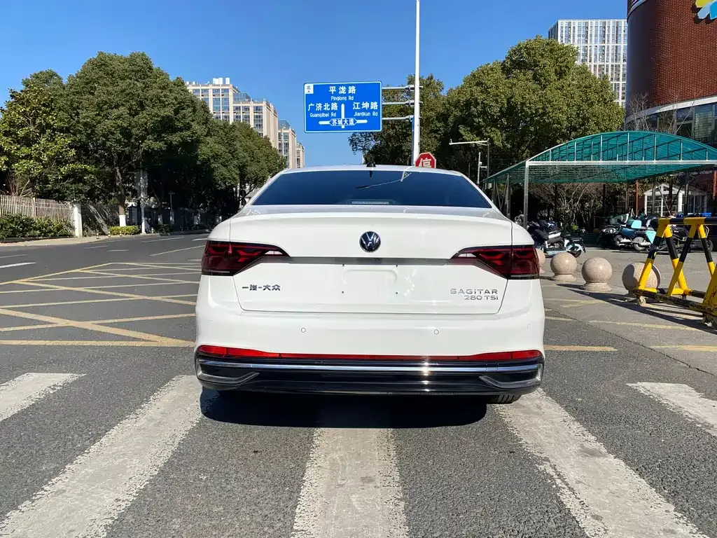 Volkswagen Sagitar 2022 из CN, фото 3