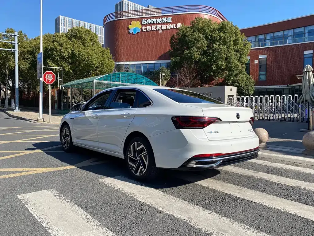 Volkswagen Sagitar 2022 из CN, фото 4