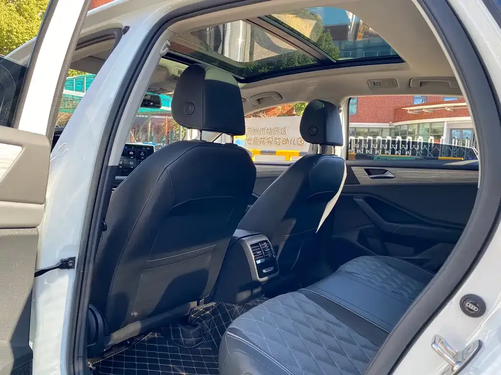 Volkswagen Sagitar 2022 из CN, фото 5