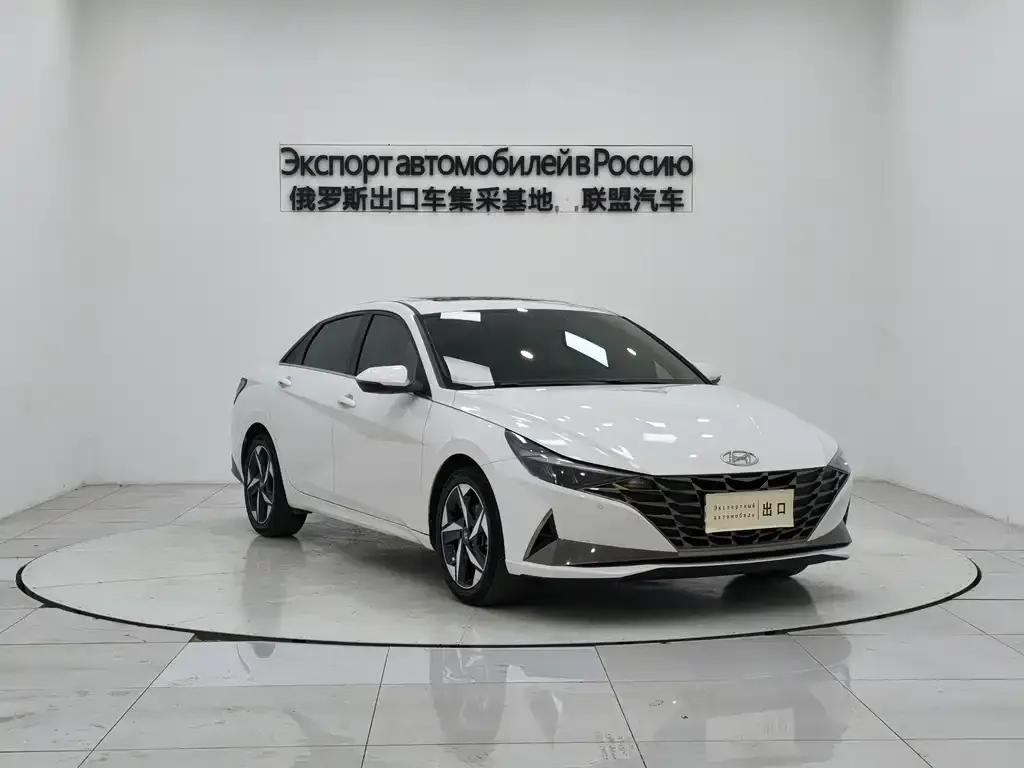 Hyundai Elantra 2022 из CN, фото 1