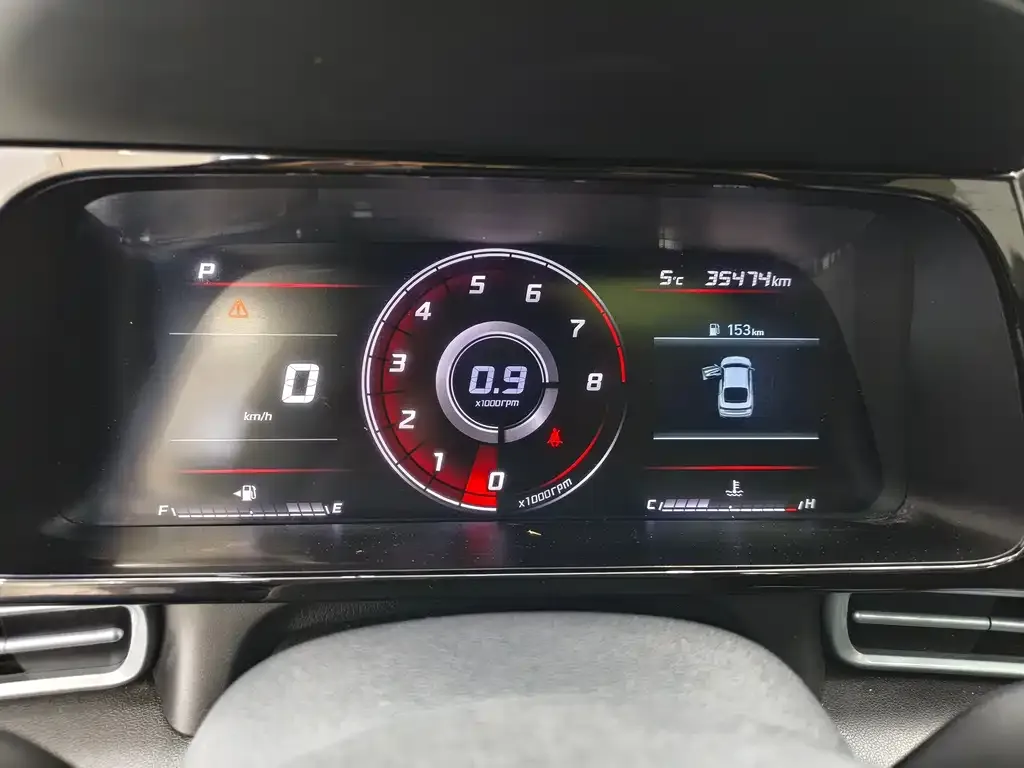 Hyundai Elantra 2022 из CN, фото 3