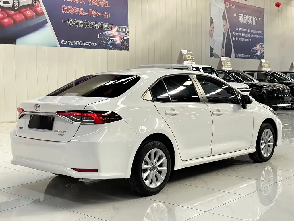 Toyota Corolla 2023 из CN, фото 10