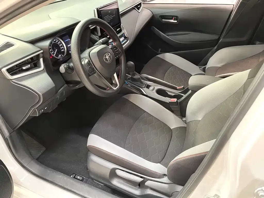 Toyota Corolla 2023 из CN, фото 8