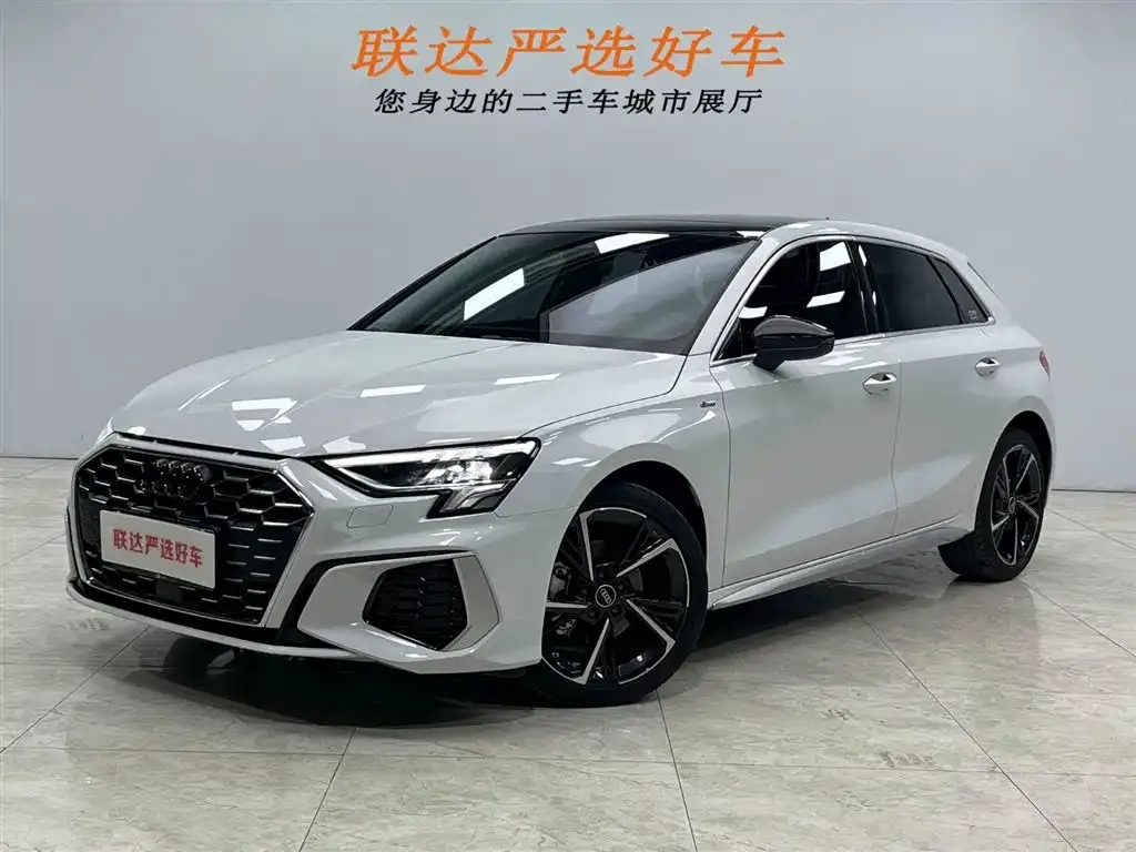 Audi A3 2022 из CN, фото 1
