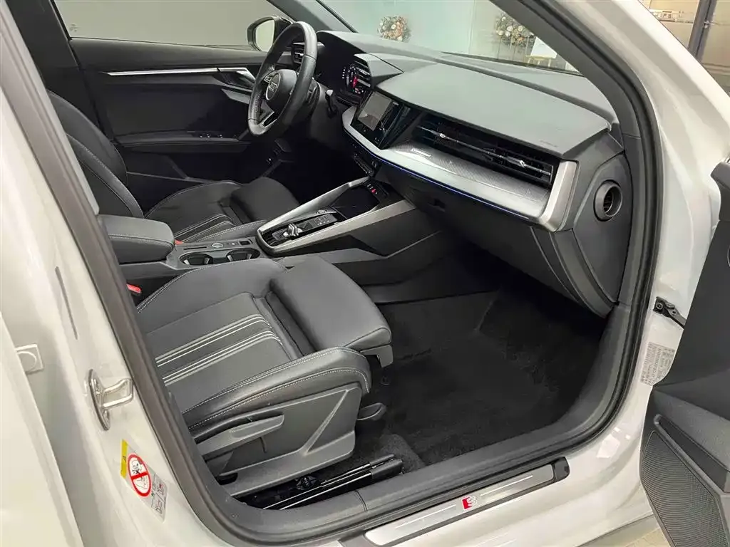 Audi A3 2022 из CN, фото 4