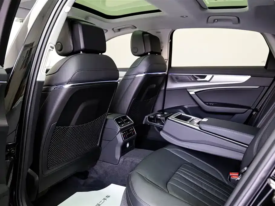 Audi A6L 2022 из CN, фото 10