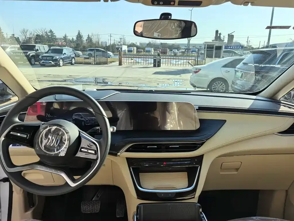 Buick GL8 Hybrid — фото 3