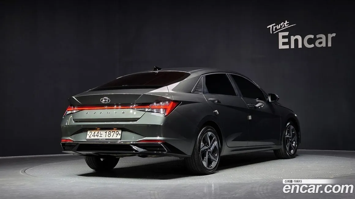 Hyundai AVANTE — фото 2