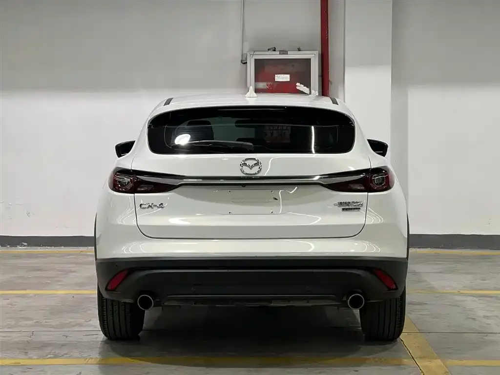 Mazda CX-4 2022 из CN, фото 8