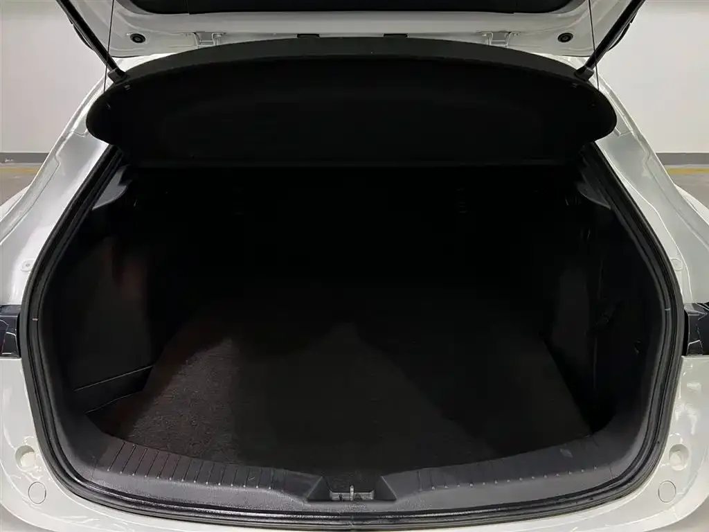 Mazda CX-4 2022 из CN, фото 10