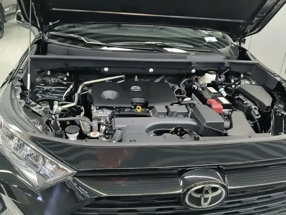 Toyota RAV4 2025 из CN, фото 8