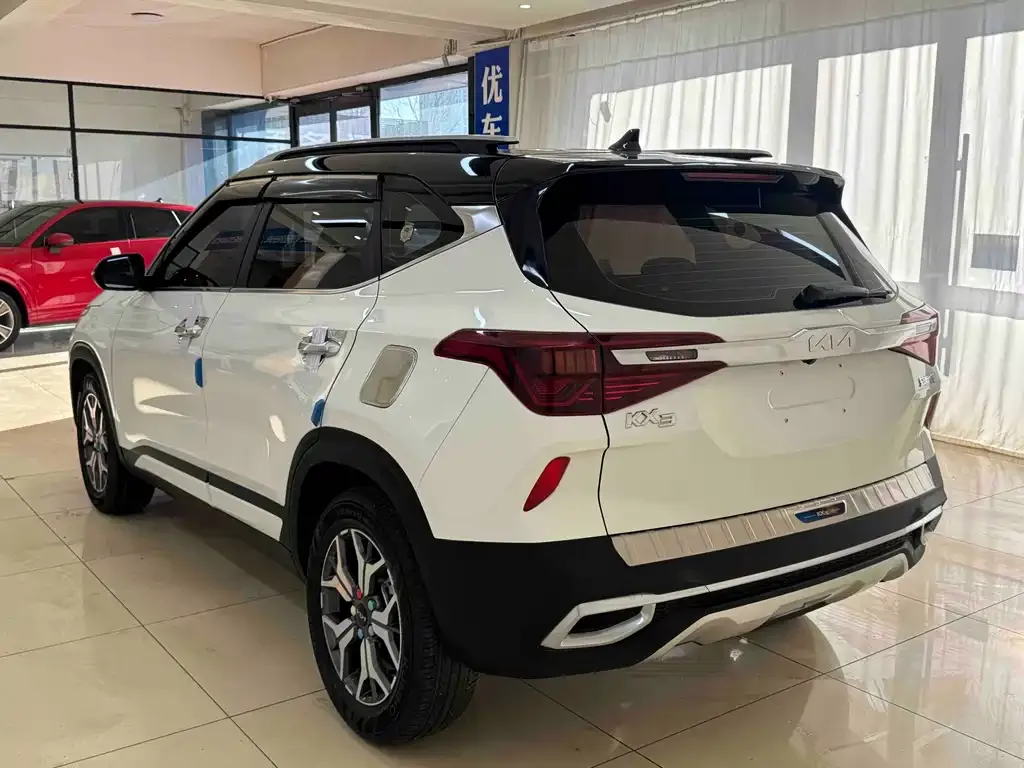 Kia KX3 2021 из CN, фото 7