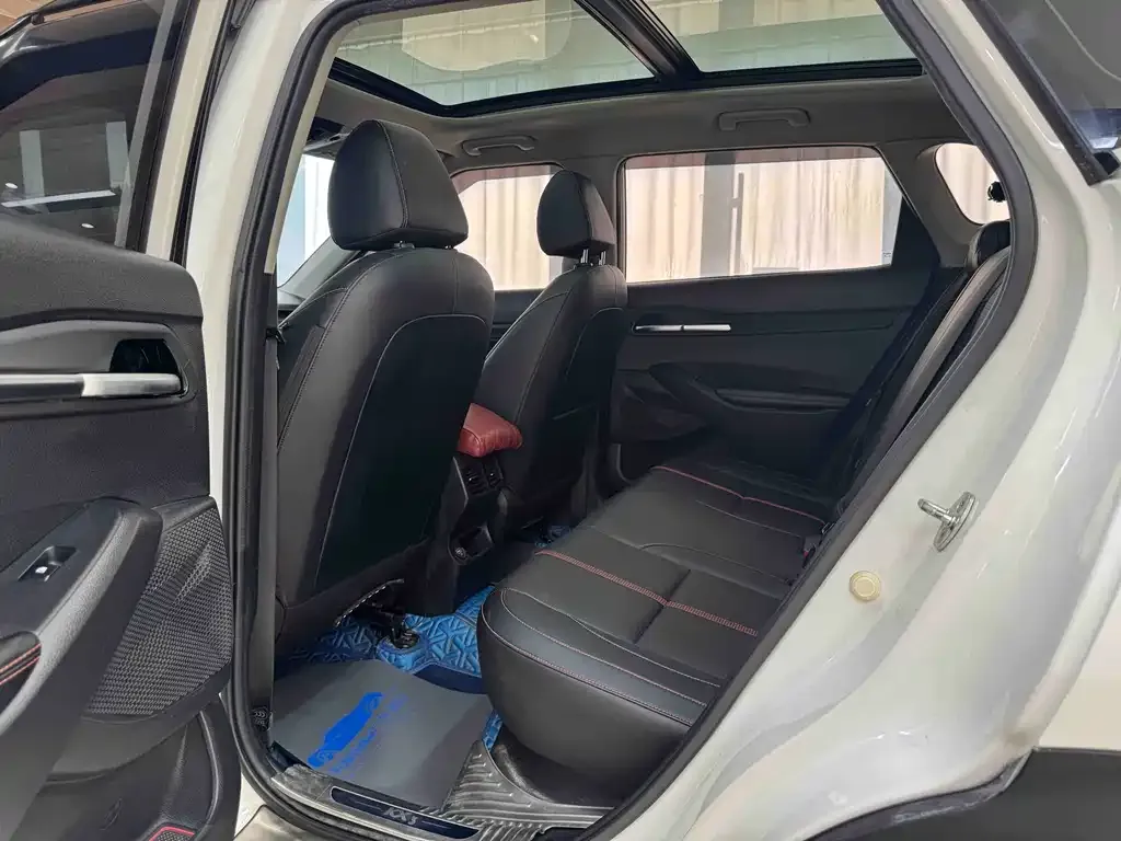 Kia KX3 2021 из CN, фото 10