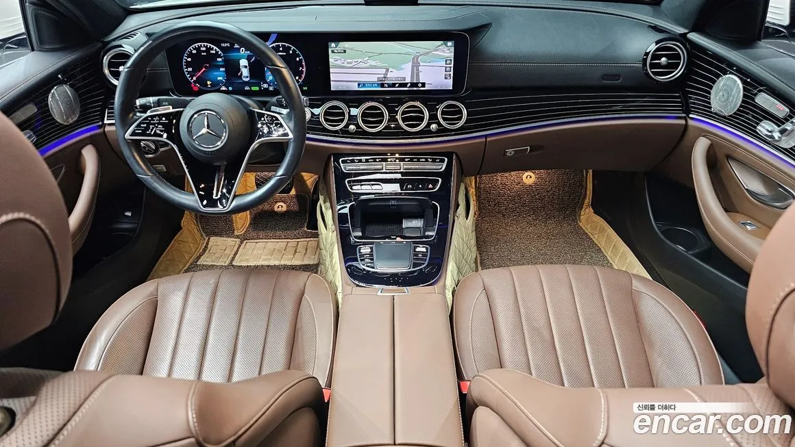 Mercedes-Benz E-Class — фото 10