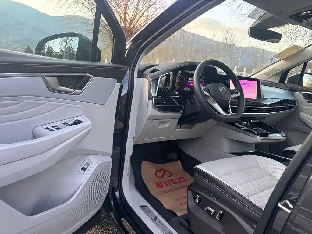 Volkswagen Talagon 2023 из CN, фото 6
