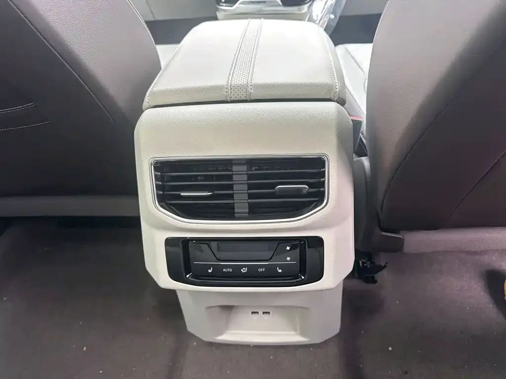 Volkswagen Talagon 2023 из CN, фото 2