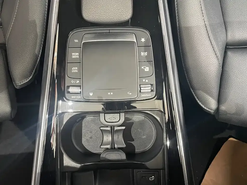 Mercedes-Benz GLA 2021 из CN, фото 8