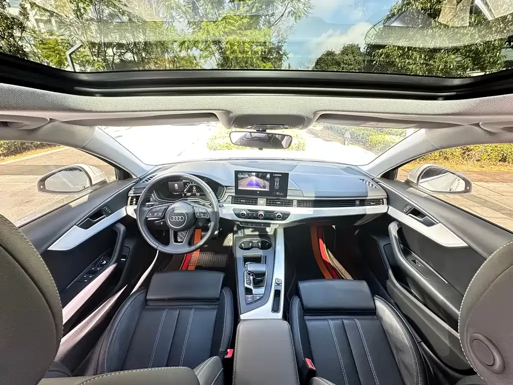 Audi A4L 2023 из CN, фото 5