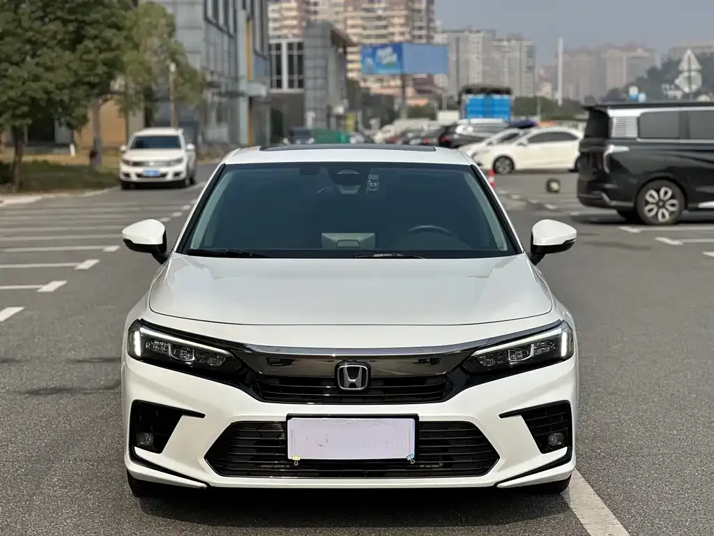 Honda Civic 2023 из CN, фото 2