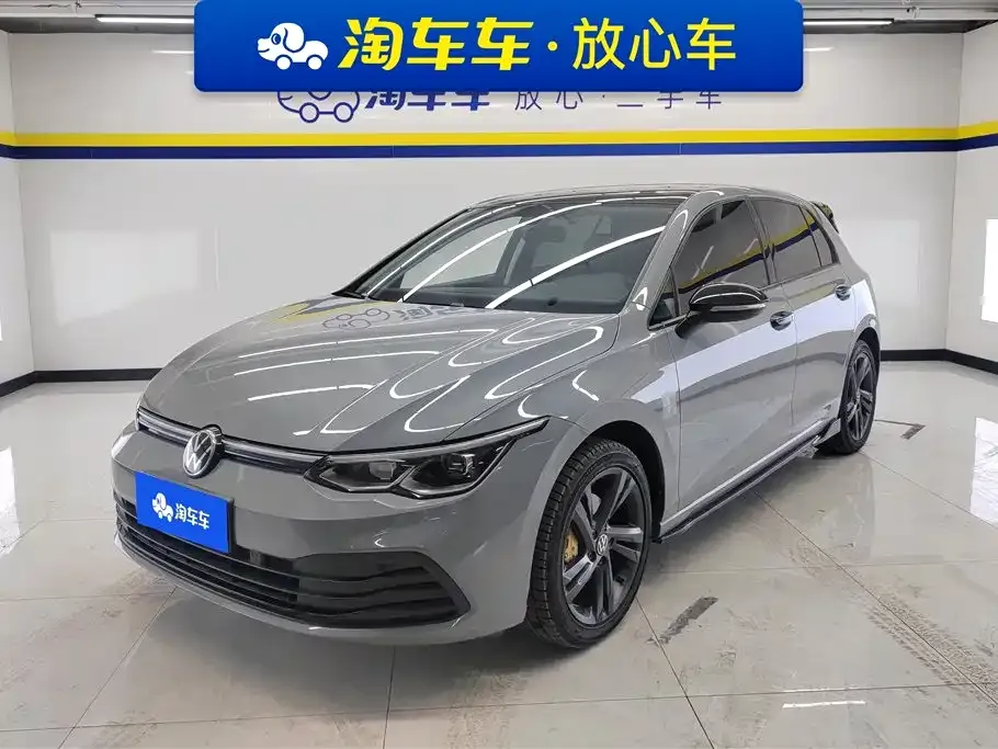 Volkswagen Golf 2023 из CN, фото 1