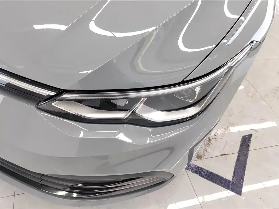 Volkswagen Golf 2023 из CN, фото 4