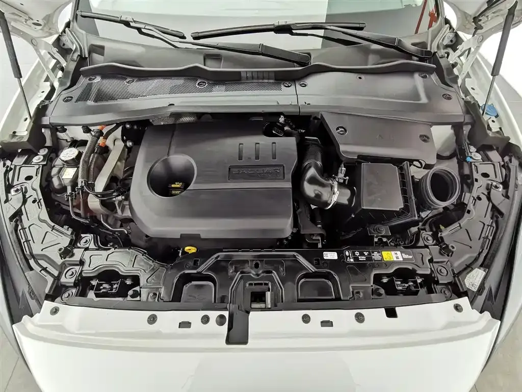 Jaguar E-PACE 2023 из CN, фото 8
