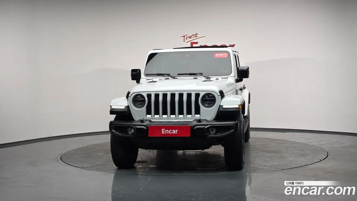 Jeep Wrangler 2022 из KR, фото 3
