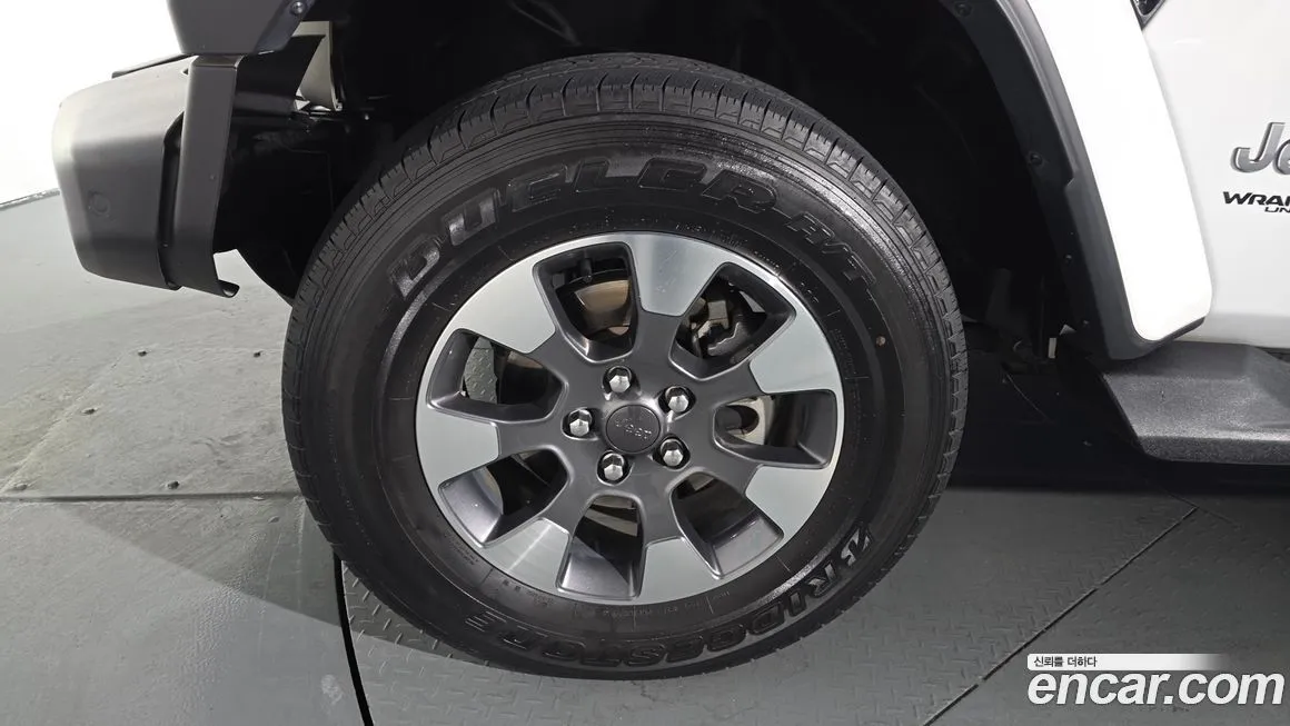 Jeep Wrangler 2022 из KR, фото 2