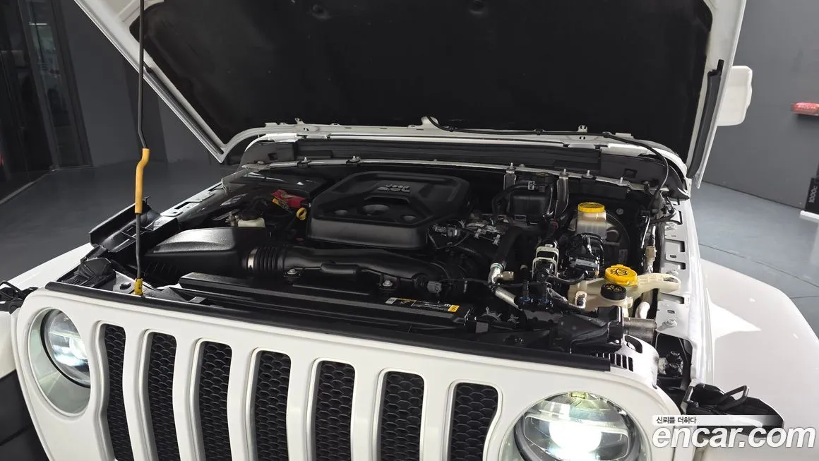 Jeep Wrangler 2022 из KR, фото 10