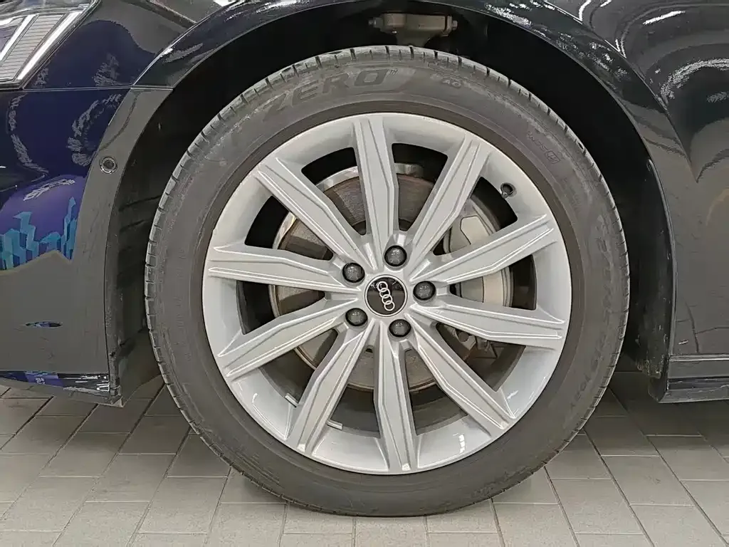 Audi A6L 2024 из CN, фото 7