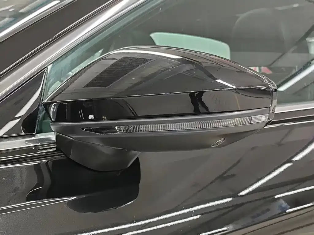 Audi A6L 2024 из CN, фото 2